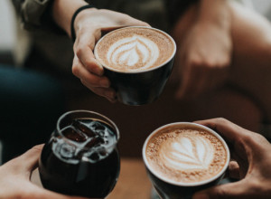 Kafa i čaj POVEĆAVAJU rizik od OPAKE bolesti: Zbog jedne GREŠKE postaju veoma OPASNI po zdravlje