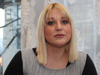 DO NEPREPOZNATLJIVOSTI: Voditeljka Nataša Aksentijević smršala preko 20 kilograma, pa izbacila fotku sa JAHTE