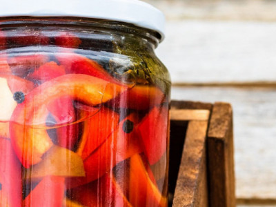 Recept kakav još niste isprobali: Kisele paprike bez konzervansa, savršena i zdrava zimnica