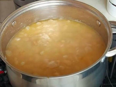 Skida masnoću i prljavštinu bolje od razređivača: Naše bake nikad nisu bacale prvu vodu u kojoj su kuvale pasulj