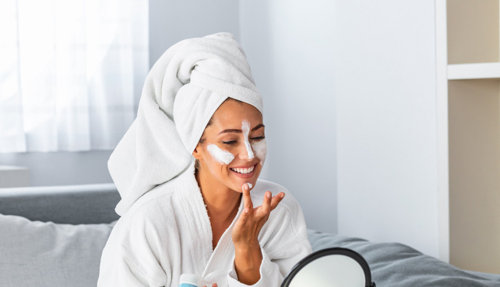 Preterano čišćenje lica izaziva nuspojave: Može da izazove više štete nego koristi
