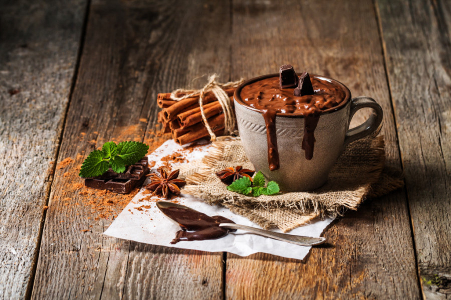 Započni dan na pravi način: Topli kakao napitak sa BANANOM i CIMETOM