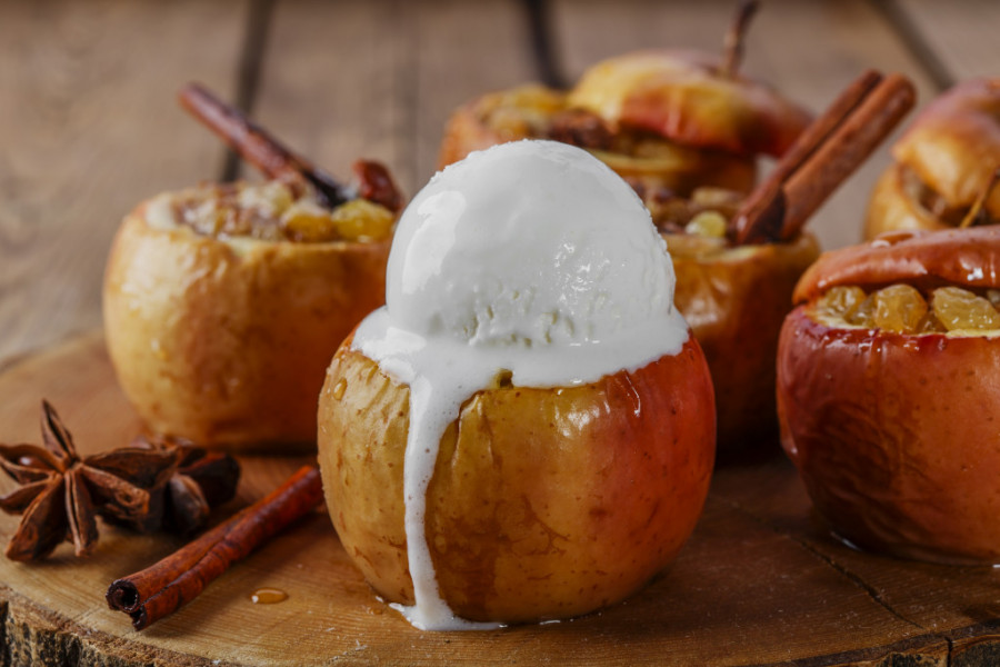 Pečene jabuke sa brusnicama ili sa džemom - recept za brz i zdrav desert