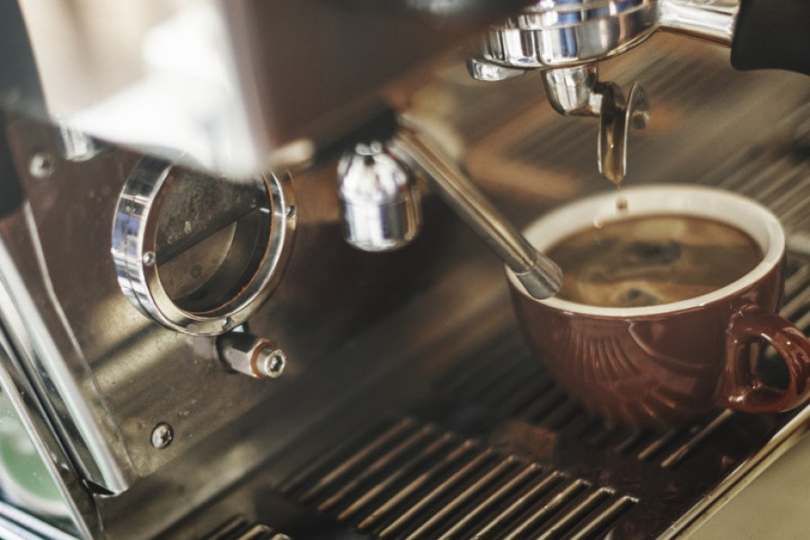 Ljubitelji KAFE će biti oduševljeni: Izgleda da kafa može da vam pomogne i u TERETANI