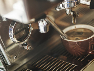 Ljubitelji KAFE će biti oduševljeni: Izgleda da kafa može da vam pomogne i u TERETANI