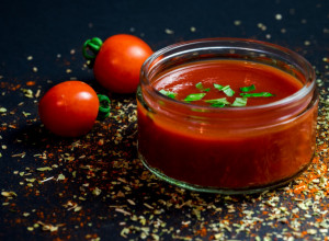 OVO MORATE DA PROBATE Starinski recept za DOMAĆI kečap sa LUKOM i bez ADITIVA
