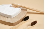 Soda bikarbona u oralnoj higijeni: Izbelite vaše zube i napravite tečnost za lečenje afti