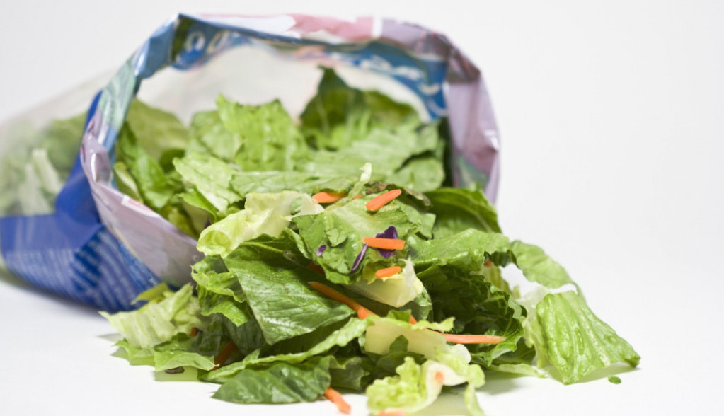 Najbolji TRIK ikada: Zelena salata može ostati sveža i do MESEC dana!