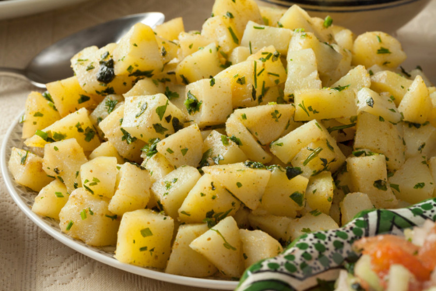 Napravite MAROKANSKU krompir salatu: Dva SASTOJKA je razlikuju od srpske, ali joj daju POSEBAN šmek