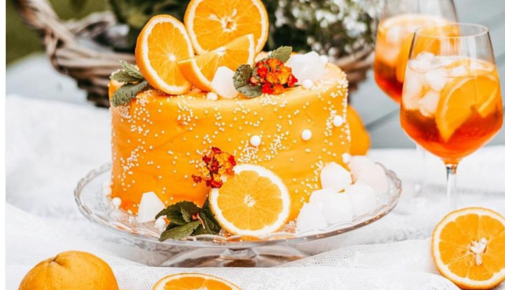 Aperol Spritz torta NAJTRAŽENIJA na Guglu: Slatko LETNJE osveženje, recept stiže direktno iz Italije