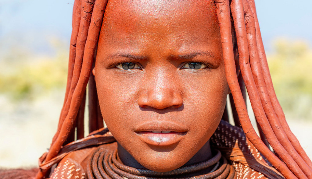 Otkrijte koji vaš PRAVI datum ROĐENJA: Pleme Himbu veruje da ste se rodili i PRE porođaja, njihova TAJNA topi srca