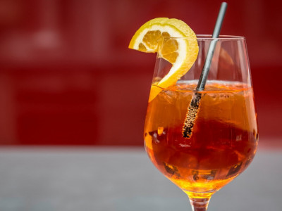 Najbolji RECEPT za aperol špric: Napravite savršeno LETNJE piće