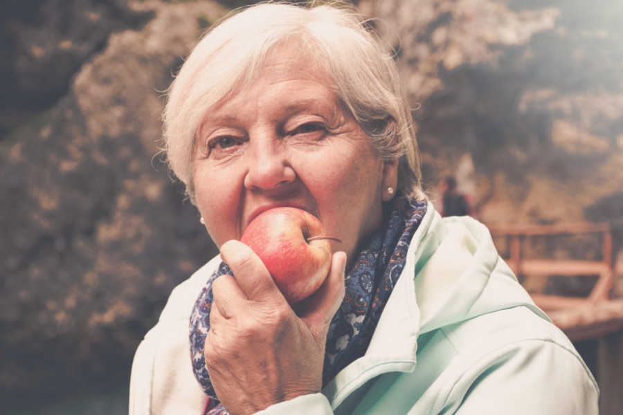 Mit ili istina: Uveče nije dobro jesti jabuku