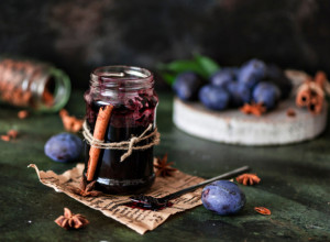 Zaboravite na dosadno MEŠANJE: Napravite DŽEM od šljiva u rerni, evo i kako!