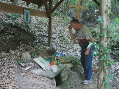 Da li se posti na dan Svete Petke? Veruje se da treba uzeti vodu sa nekog od 3 izvora, a ovaj običaj treba da ispoštuju žene