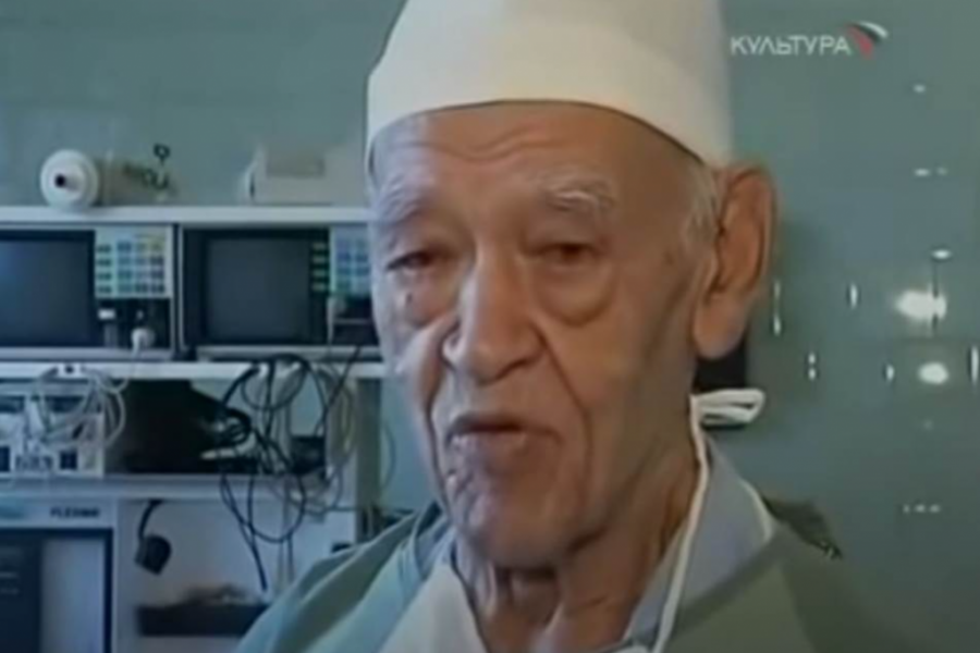 Pet ključnih PRAVILA ruskog HIRURGA za DUGOVEČAN život: Do kraja života je operisao pacijente a živeo je 104 godine!