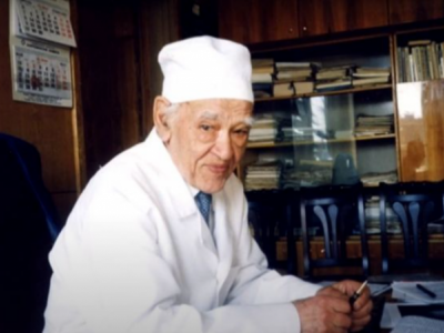 Pet ključnih PRAVILA ruskog HIRURGA za DUGOVEČAN život: Do kraja života je operisao pacijente a živeo je 104 godine!