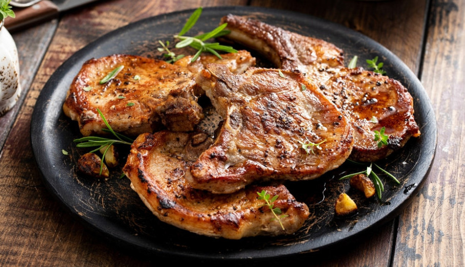 Kako da meso bude meko, sočno i ukusno: Trik kuvara iz restorana rešava sve probleme!