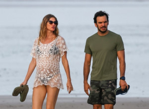 MiamiPIXX / VAEM / BACKGRID / Backgrid USA / Profimedia