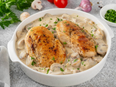 belo meso sa šampinjonima