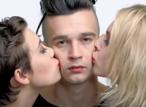 Printscreen/Youtube/The 1975