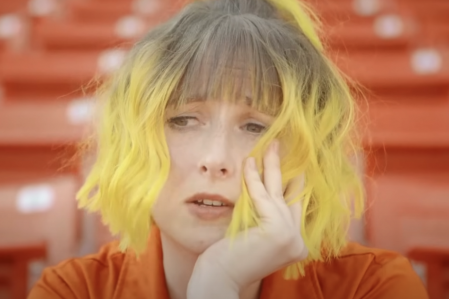 Printscreen/Youtube/Tessa Violet