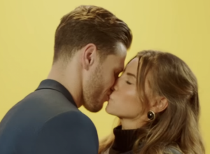 Printscreen/Youtube/COIN