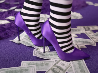 Printscreen/Youtube/Qveen Herby