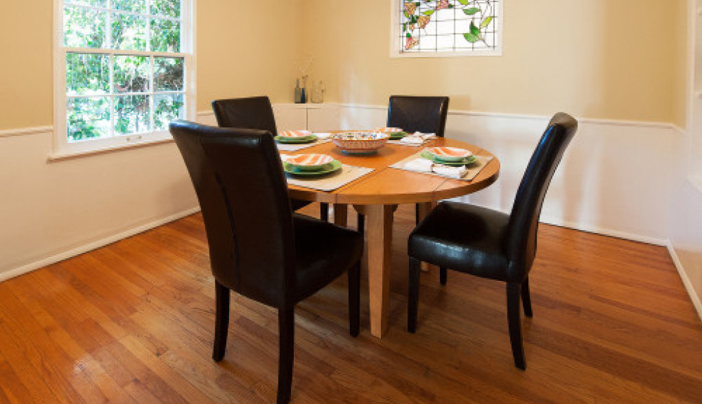 trpezarijske stolice