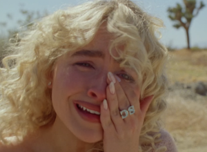 Printscreen/Youtube/Sabrina Carpenter