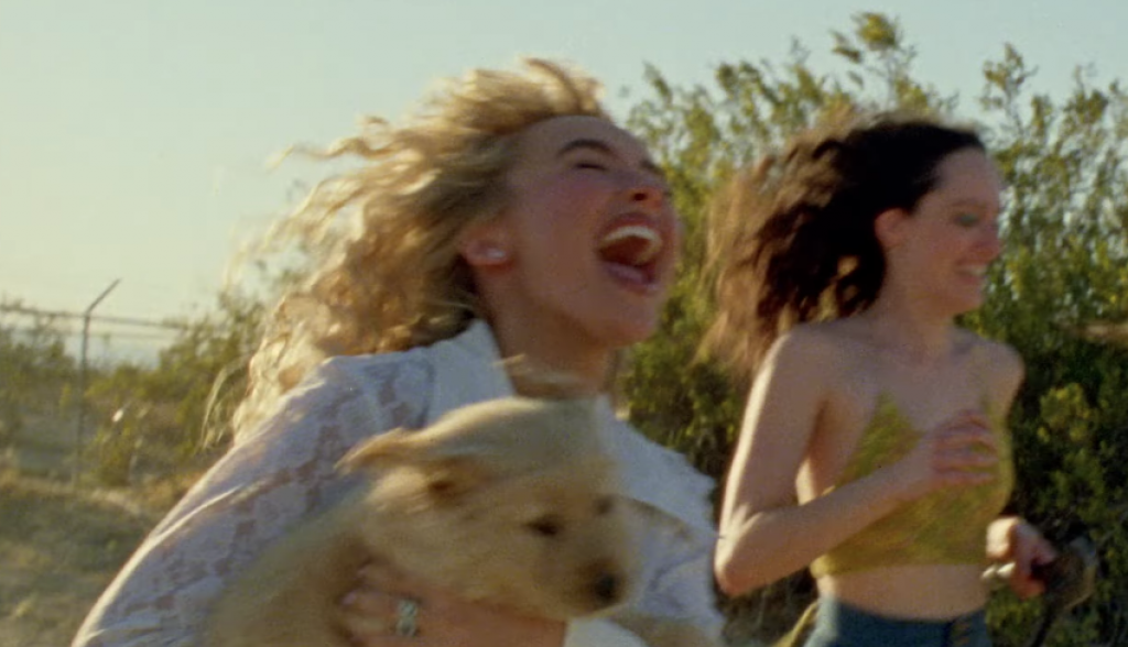 Printscreen/Youtube/Sabrina Carpenter