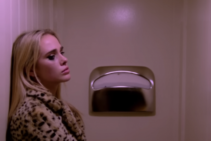 Printscreen/Youtube/Olivia O'Brien