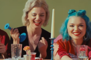 Printscreen/Youtube/Hey Violet