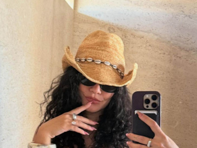 PLANET PHOTOS / Planet / Profimedia