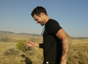 Printscreen/Youtube/Dylan Efron