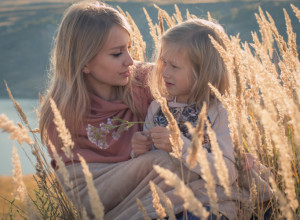 "Moja ĆERKA može da PSUJE do mile volje": Alisa je ovom izjavom podigla RODITELJE na noge, a onda im je BRUTALNO odgovorila na prozivke