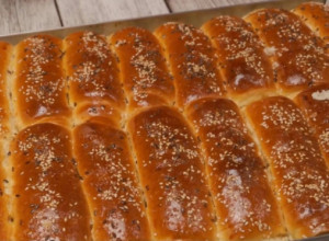 Žene u SRBIJI poludele su za TURSKIM KIFLICAMA: Mekane su kao DUŠA, a ostanu sveže i posle NEKOLIKO DANA