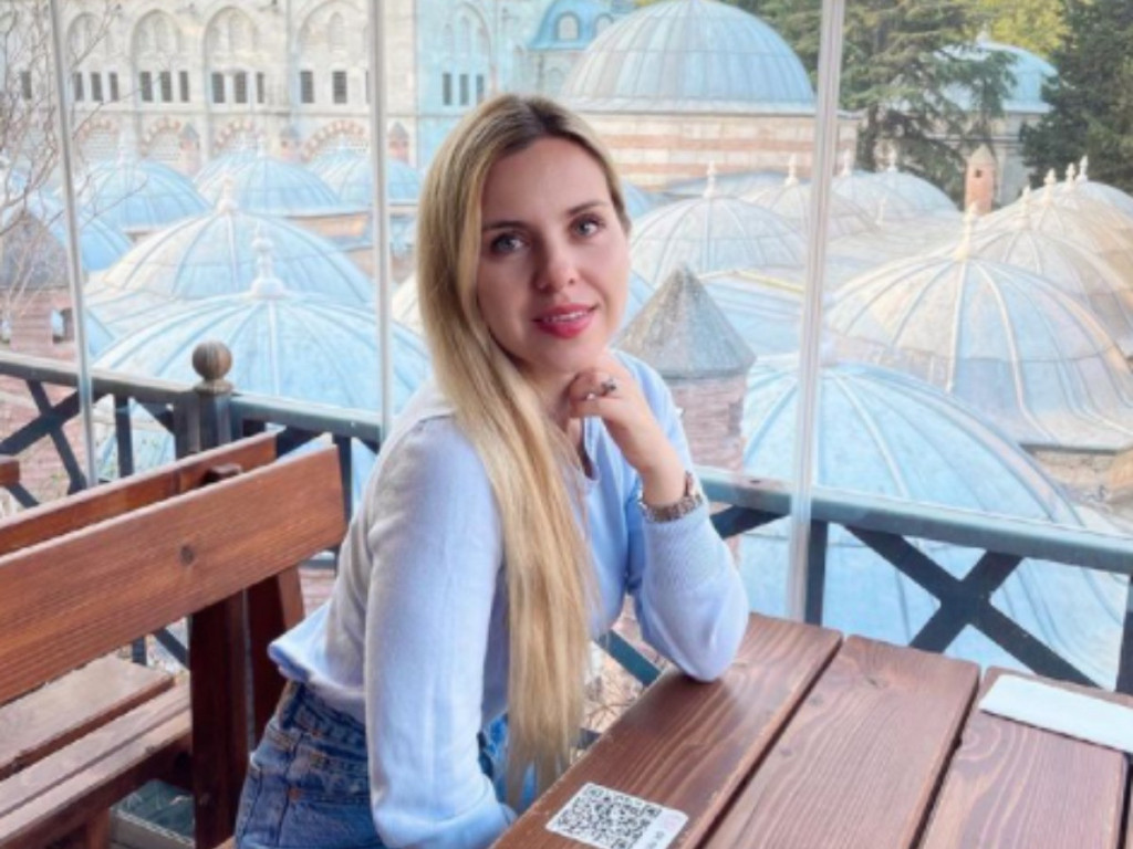 SVETLANA se udala za TURSKOG SULTANA, decu joj nazivaju NAKAZAMA I LUDACIMA, pretili su joj životom iz pakla, a evo koliko je "gorka" njena realnost!