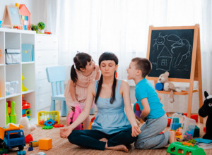 Dobro ćete razmisliti kako se ponašate pred decom: Evo koje emocije najviše upijaju