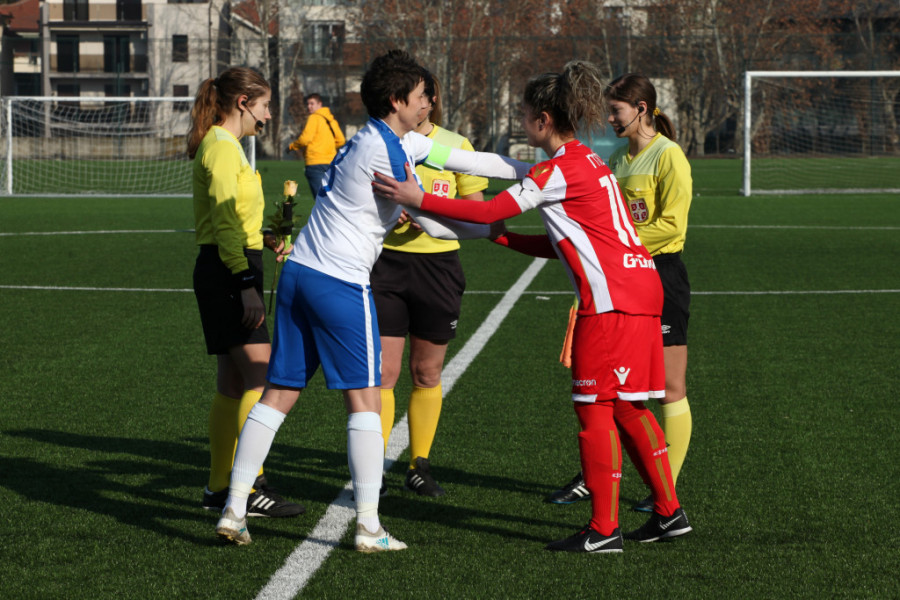 ŽENSKI FUDBAL u Srbiji: Posle više od pet decenija i dalje je u zapećku, nije dovoljna samo ljubav prema sportu!