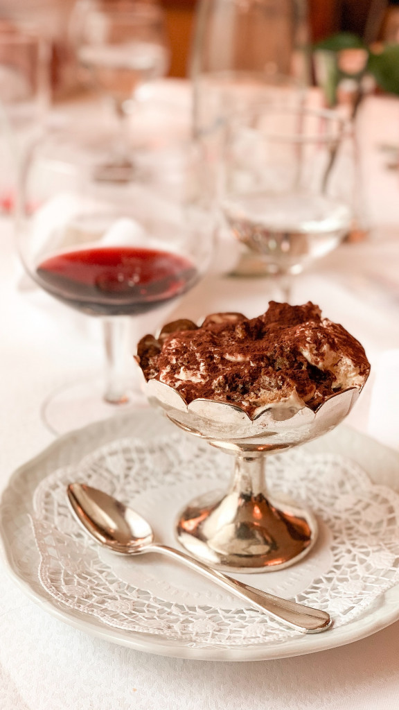 Tiramisu BEZ JAJA i MLEKA: Napravite kolač BEZ piškota, kombinacija kakaa i kafe će vas u potpunosti osvojiti!