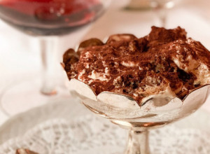 Tiramisu BEZ JAJA i MLEKA: Napravite kolač BEZ piškota, kombinacija kakaa i kafe će vas u potpunosti osvojiti!