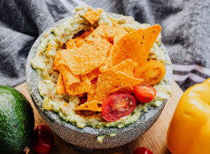 Avokado, PRSTOHVAT začina i malo MAGIJE: Ovako se sprema NAJUKUSNIJI GVAKAMOLE