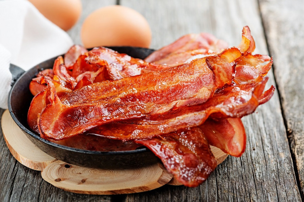 Hrskava slanina iz rerne: Najjednostavniji način kako da u dva koraka dobijete najukusniji obrok!