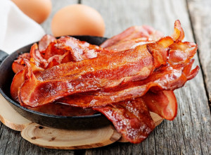 Hrskava slanina iz rerne: Najjednostavniji način kako da u dva koraka dobijete najukusniji obrok!