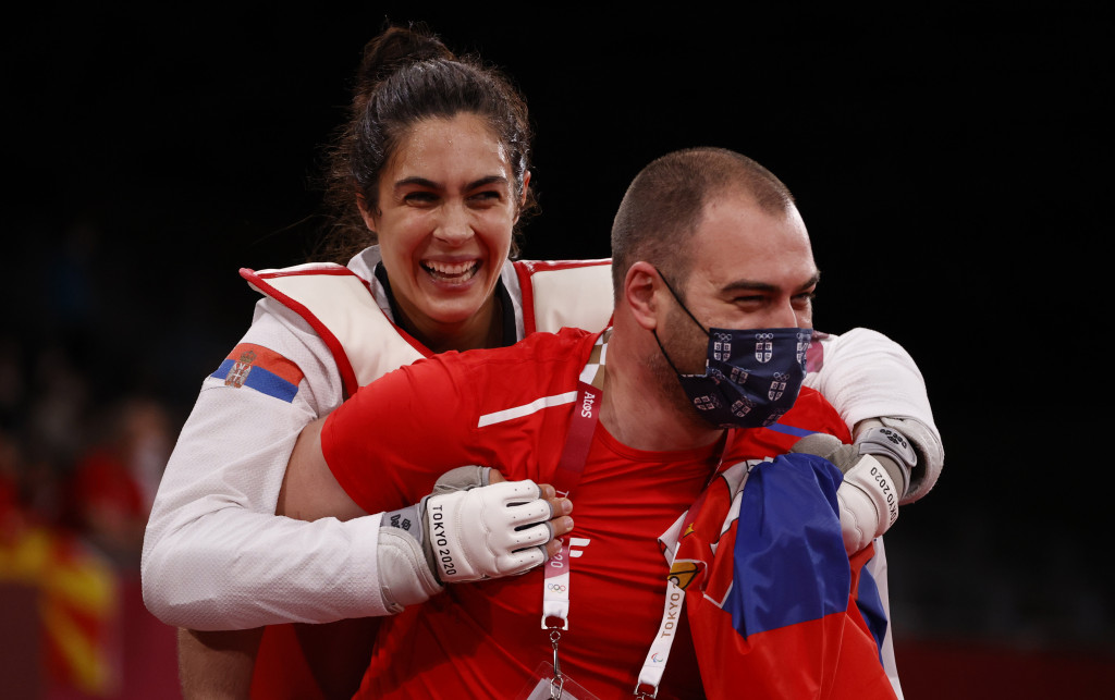 Osvanuo mural u čast zlatne olimpijke Milice Mandić: Na ovaj način komšije su htele da joj pokažu zahvalnost