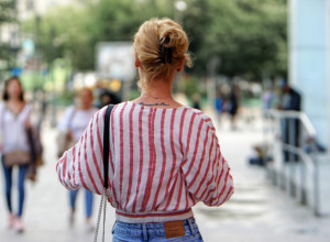 Žene u Srbiji masovno BROJE KORAKE ne bi li stigle do ČAROBNE brojke od 10.000: Evo da li je to zaista dovoljno za dobro ZDRAVLJE