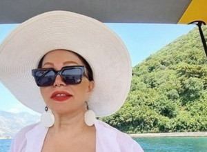 "Gori more, tope se planine": Neda Ukraden (70) pozirala u kupaćem kostimu i zapalila društvene mreže