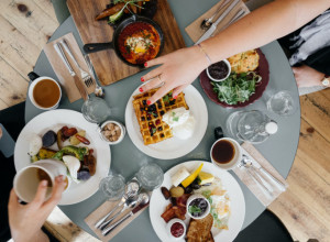 DOKTOR je podelio sjajan savet za skidanje  KILOGRAMA: Izbacite iz ishrane samo dve grupe NAMIRNICA!