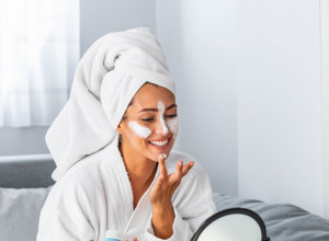 Napravite preparat za ČIŠĆENJE lica: Sastoji se samo od PRIRODNIH sastojaka, a koža će vam biti kao kod BEBE